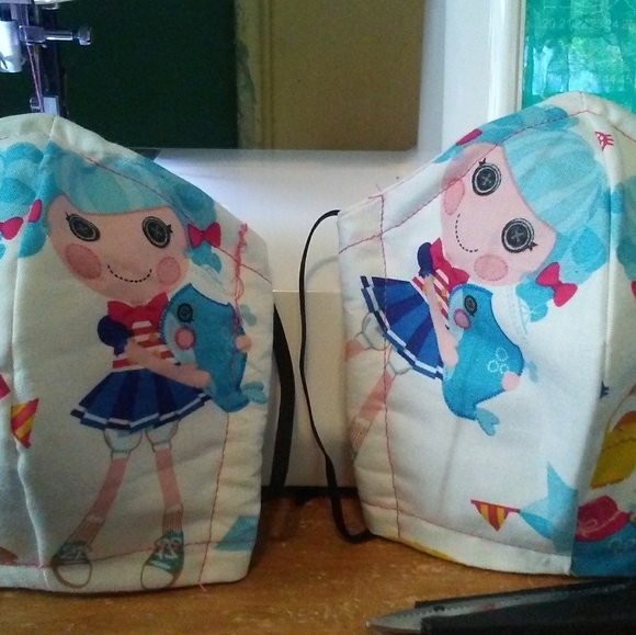 Small medium and large 3 layer face mask - Picture 10 of 16